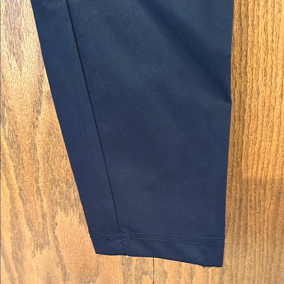 White House Black Market The Skinny Ankle Black Trousers size 4. - Picture 5 of 16
